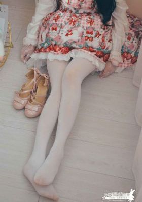 丰满的后妈