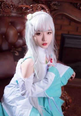 《艳美》动漫在线观看