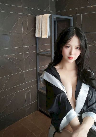 医生舌尖伸入湿嫩蜜汁呻h