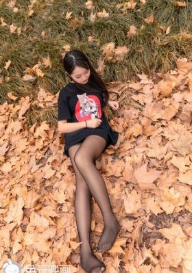 被门卫大爷揉的校花