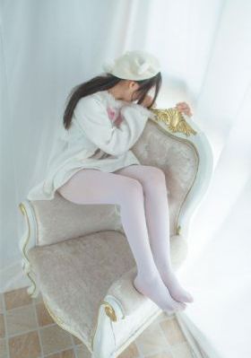 色哺乳xxxxhd牛奶电影