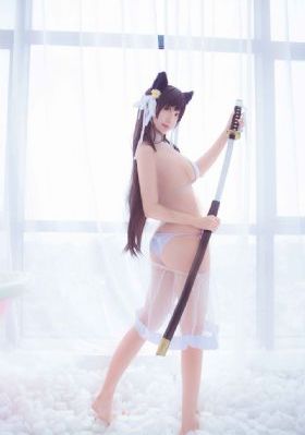 不扣钮的女孩在线
